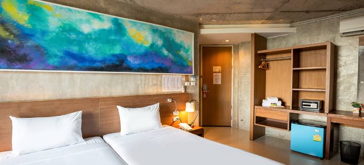 芭堤雅B2海景旅馆(B2 Sea View Pattaya Boutique & Budget Hotel)图片