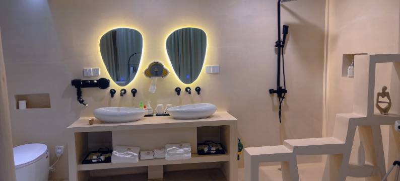 丽江真美狮山观景客栈(四方街大水车店)图片