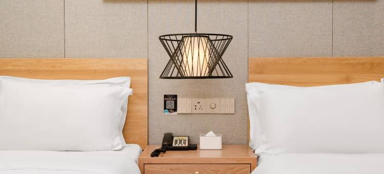 艺龙安云酒店(洛阳洛邑古城丽景门十字街店)图片