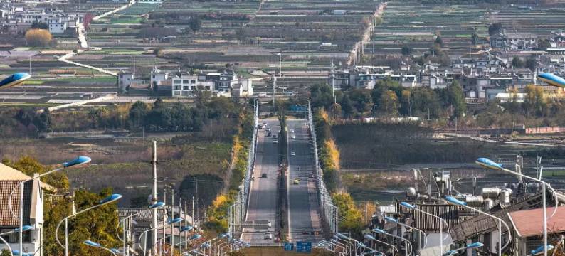 鸿游•山海|VIGOROUS•DREAMERS•伴山隐奢艺墅(大理古城观景露台店)图片