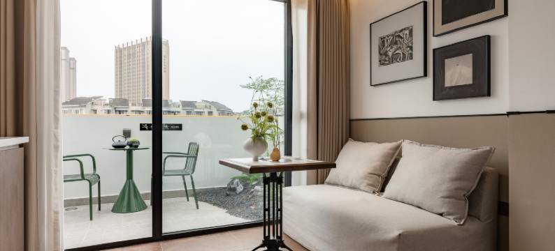 成都喜乐·影院酒店(华侨城欢乐谷西南交通大学九里校区店)图片