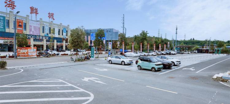 威远正楠方酒店(万达广场店)图片