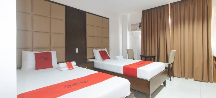 RedDoorz near Angeles University Foundation图片