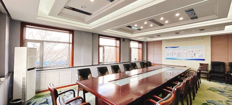 雪韵假日精选酒店(亚布力滑雪旅游度假区店)图片