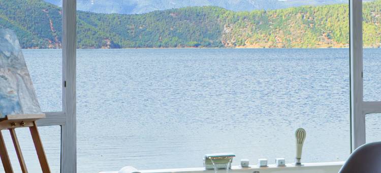 汀水岸丨圣托里尼日落湖景花园设计师度假酒店(泸沽湖店)图片