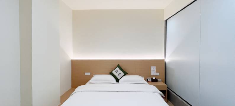 云起酒店(遵义市红花岗区人民医院店)图片