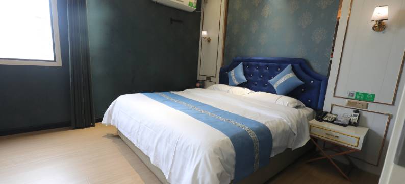 致馨栀子花开酒店(荆州江汉北路第一人民医院店)图片