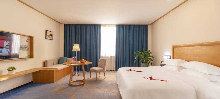 红叶大酒店(南宁华侨城大帽天街店)图片