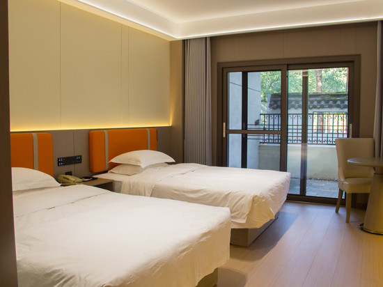 衢州衢化宾馆(巨化工人广场店)