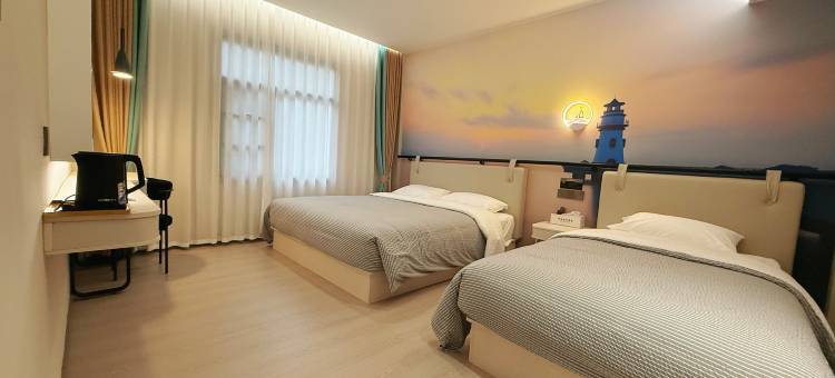 石泉轻悦逸舍酒店图片