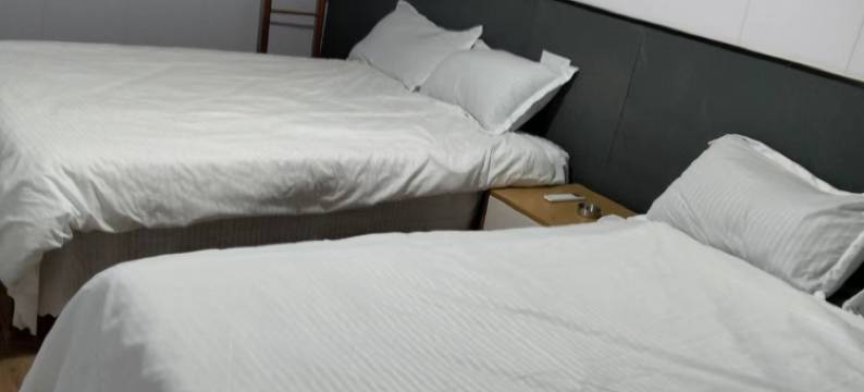 五福日夜浴池民宿图片