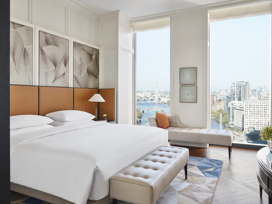 伦敦泰晤士河柏悦酒店