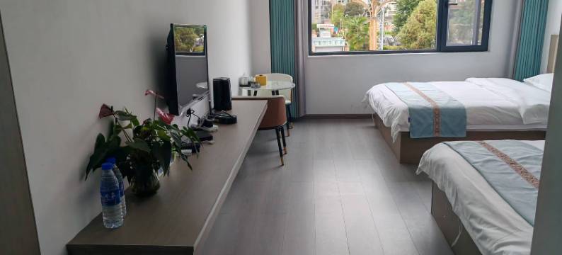 维西华哥精品酒店(维西县医院店)图片