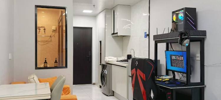 极光电竞公寓酒店(南昌万科地铁时代广场庐山南大道地铁站店)图片