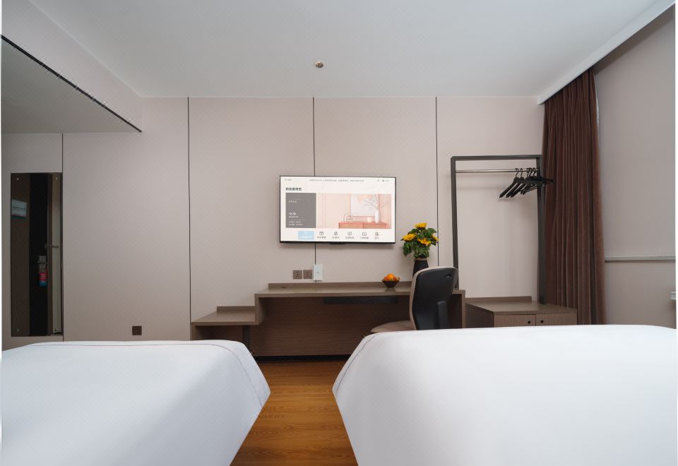Jinjiang Inn Select (Dalian Youhao Square) Hotel Overview