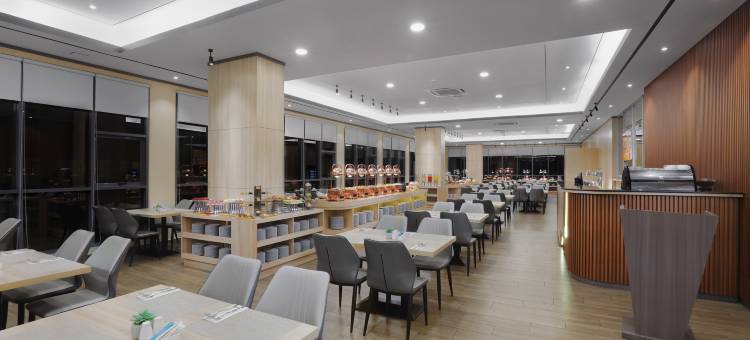 Harper Premier Nagoya Batam by ASTON图片