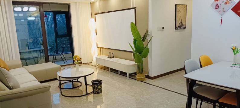 燕霖民宿(都江堰融创乐园店)图片