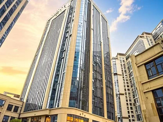 亚米复式公寓(南昌红谷滩万达秋水广场店)