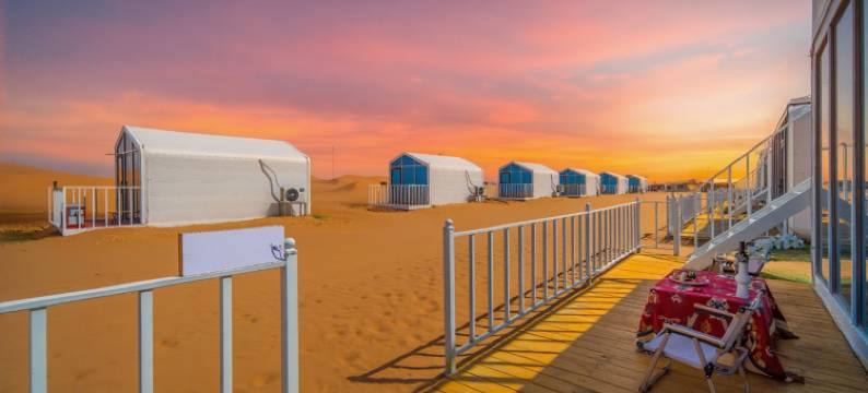 听沙迹语·腾格里沙漠度假酒店图片