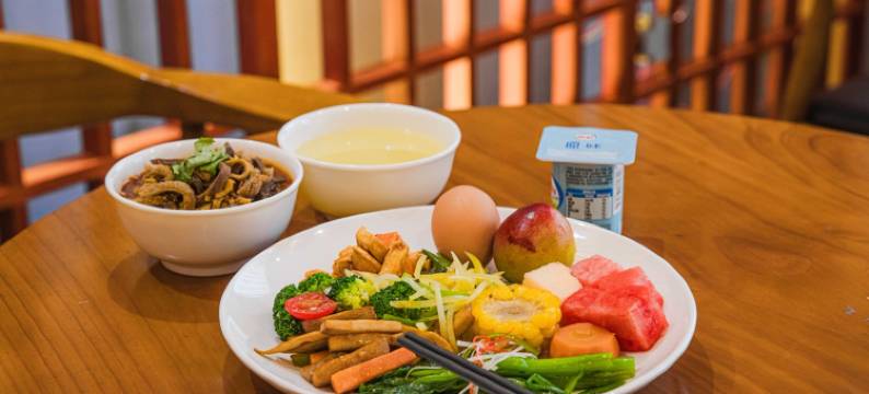 盛广酒店(呼和浩特金川工业大学伊利集团店)图片