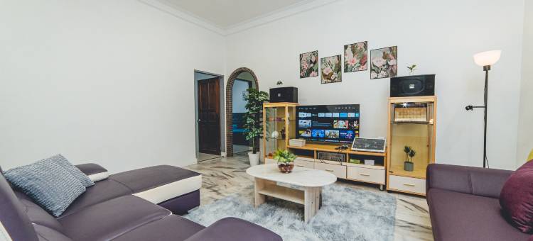 Batu Pahat Sri Jaya Villa 4BR 18pax图片