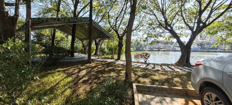 桃花半岛酒店(惠州水口湖滨公园店)图片