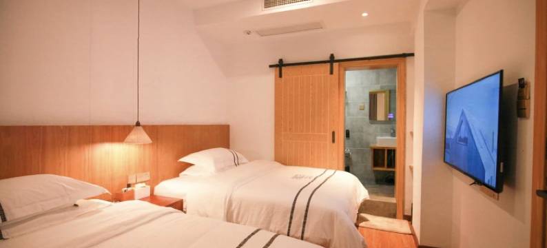 喜柚轻奢民宿(古城虹桥店)图片