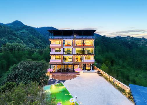 桐庐所住民宿(雅鲁漂流竹溪乐园店)图片