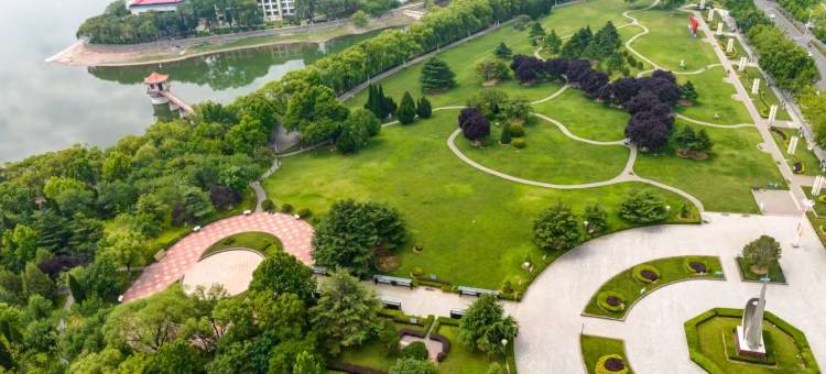 如家睿柏·云酒店(新泰清音公园店)图片