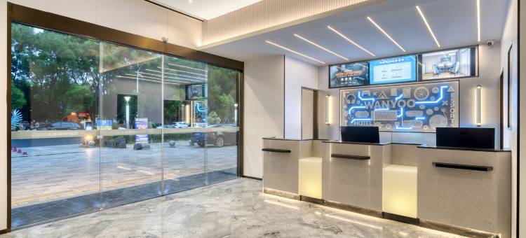 网鱼电竞酒店(杭州萧山机场河庄地铁站店)图片