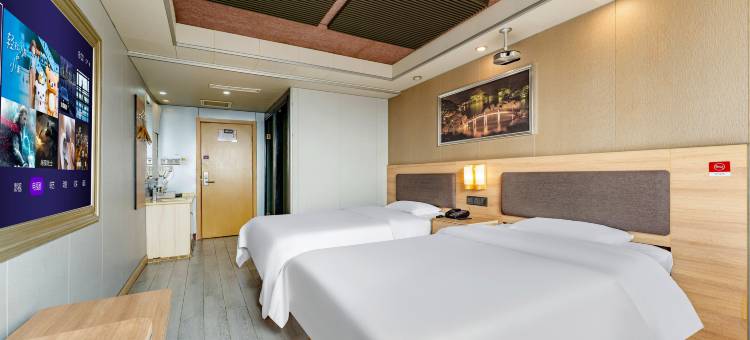 格莱优选酒店(丹尼斯超市人民路店)图片