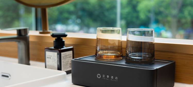 亚季酒店(成都蜀都万达郫筒地铁站店)图片