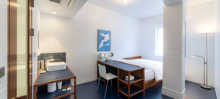明洞小屋大门(Small House Big Door Myeongdong)图片