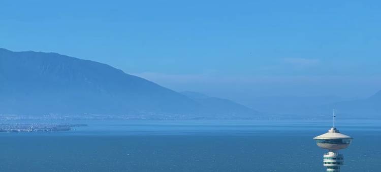 越好·绿荫树下·森系花园全海景度假别墅(大理高铁站洱海公园店)图片