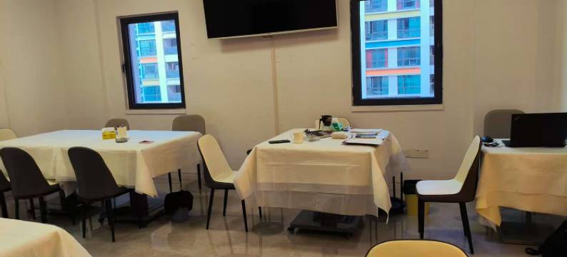 惠州演达酒店(港惠新天地店)图片