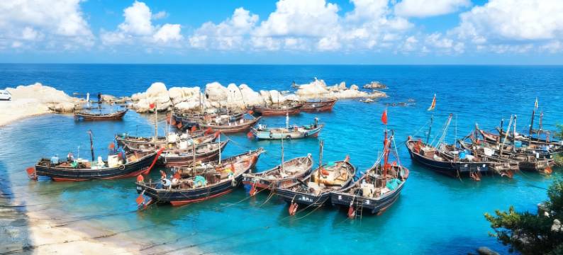 亿腾海景日出酒店(北戴河鸽子窝碧螺塔店)图片