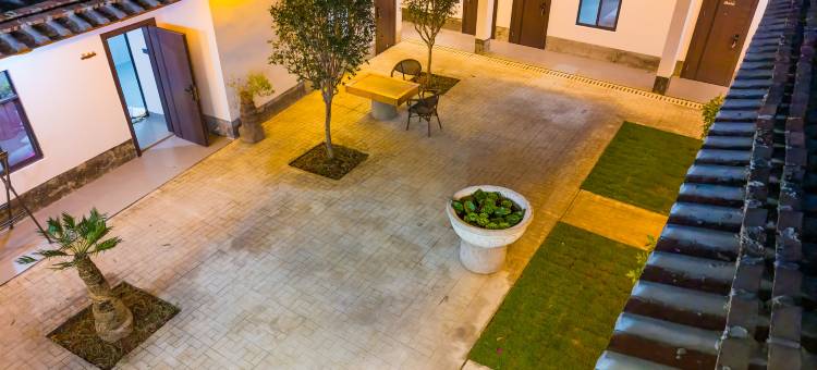 经纶庭院度假酒店(北海银滩大道店)图片