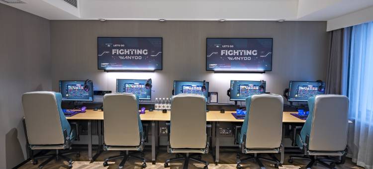 网鱼电竞酒店(武汉国际广场青年路地铁站店)图片