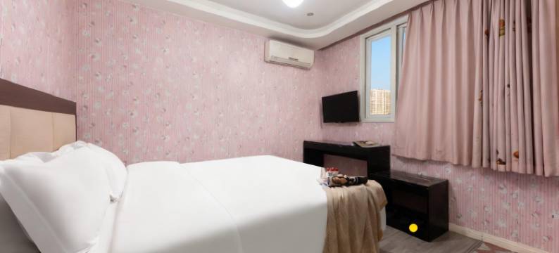 云泊轻悦酒店(红钢城地铁站武汉站店)图片