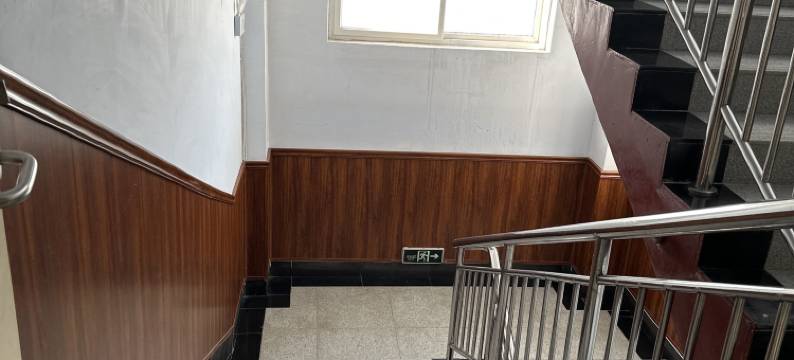 平陆鸿运商务酒店图片