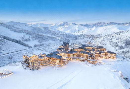 崇礼太舞小镇宾丽雅酒店外景图