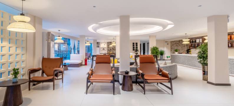 元素精品民宿(西江千户苗寨一号风雨桥店)图片