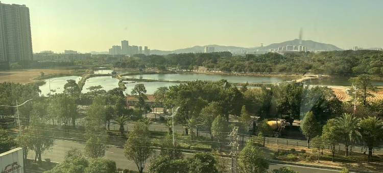 亚悦酒店(东莞寮步汽车城篮球中心店)图片