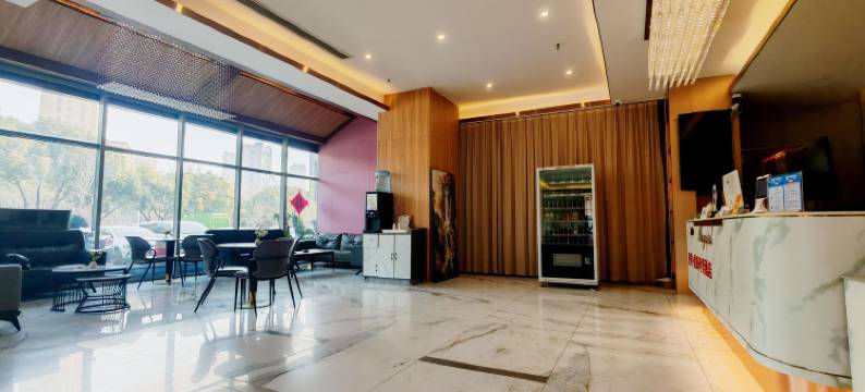 轻住酒店(枣庄西站万达广场店)图片