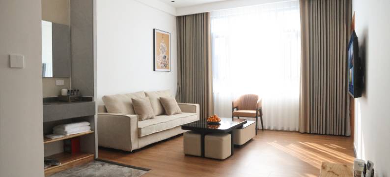 阳光民宿(杞麓湖湿地公园店)图片