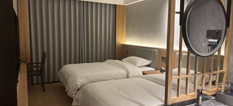 陌上轻居酒店图片