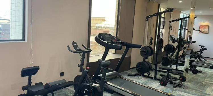 礼意酒店(江西师范大学奥体中心地铁站店)图片