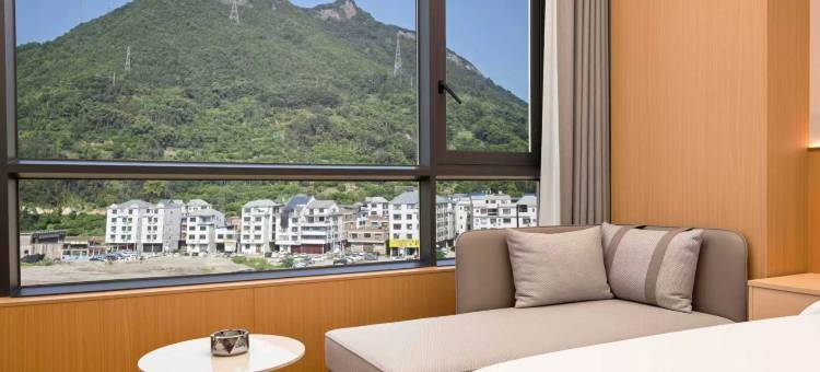 云居·Quiet·山隐(福安动车站店)图片