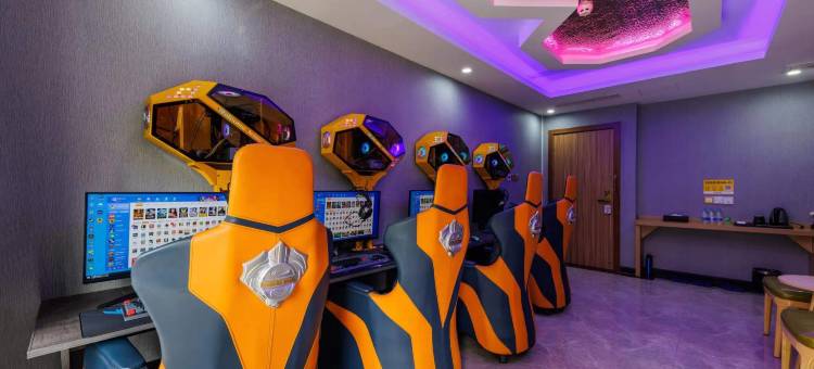 TT电竞酒店(广州白云火车站百信广场店)图片