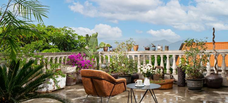 荷塘月色·江滨宿(南宁市隆安县江滨公园店)图片